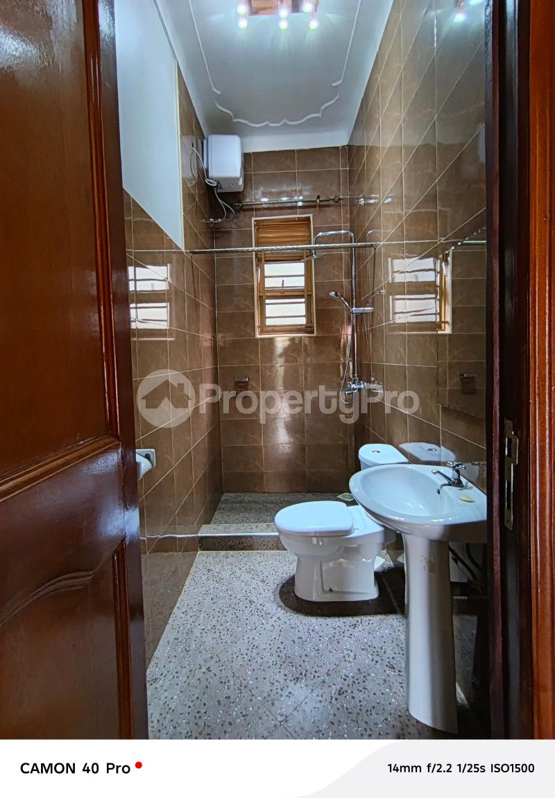 1 bedroom mini flat  Bungalow Apartment for rent Entebbe road  Kampala Central Kampala Central - 5
