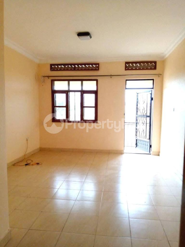 2 bedroom Bungalow Apartment for rent entebe road Kampala Central Kampala Central - 5