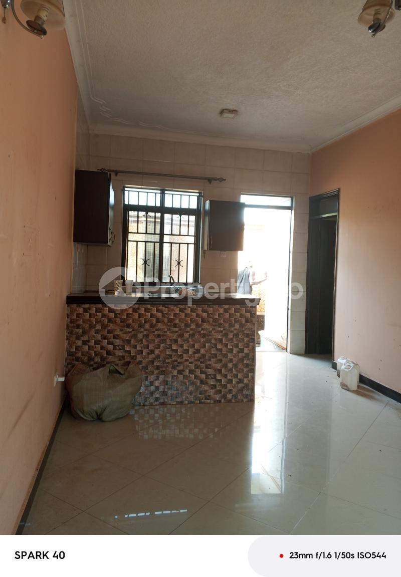 1 bedroom mini flat  Bungalow Apartment for rent Kyanja road  Kampala Central Kampala Central - 4