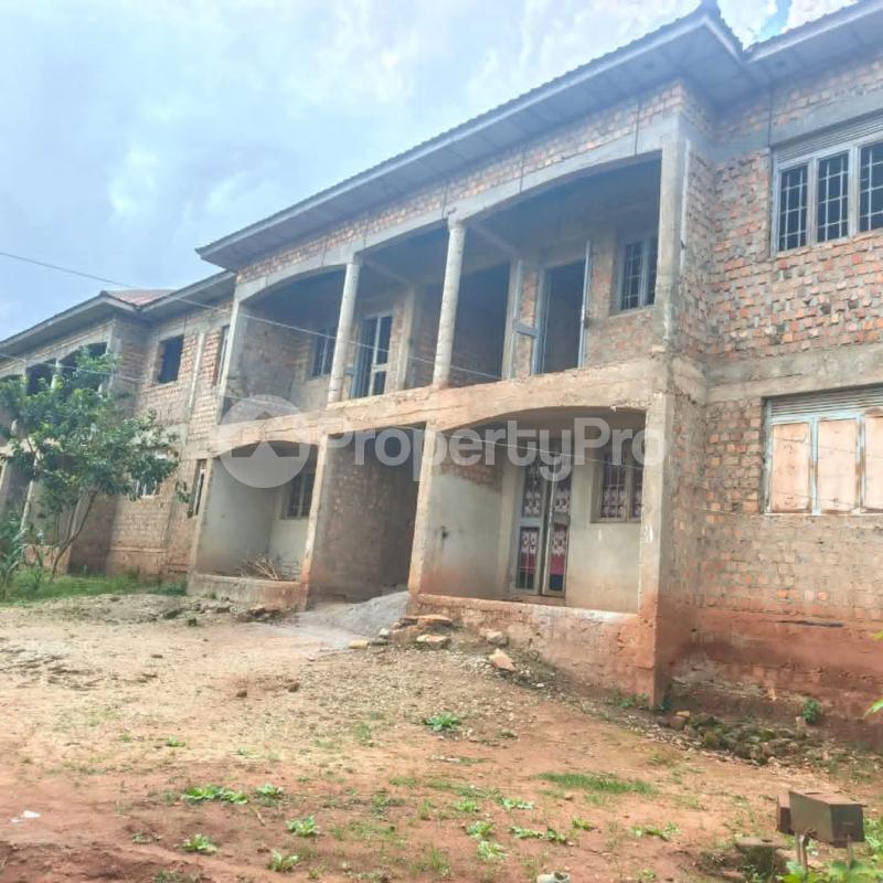 2 bedroom Apartment Block Apartment for sale Seeta namilyango road Goma Mukono Central - 4