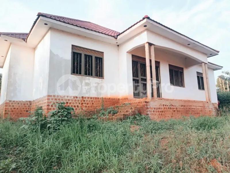 3 bedroom Villa for sale Namugongo sonde  Kira Wakiso Central - 1
