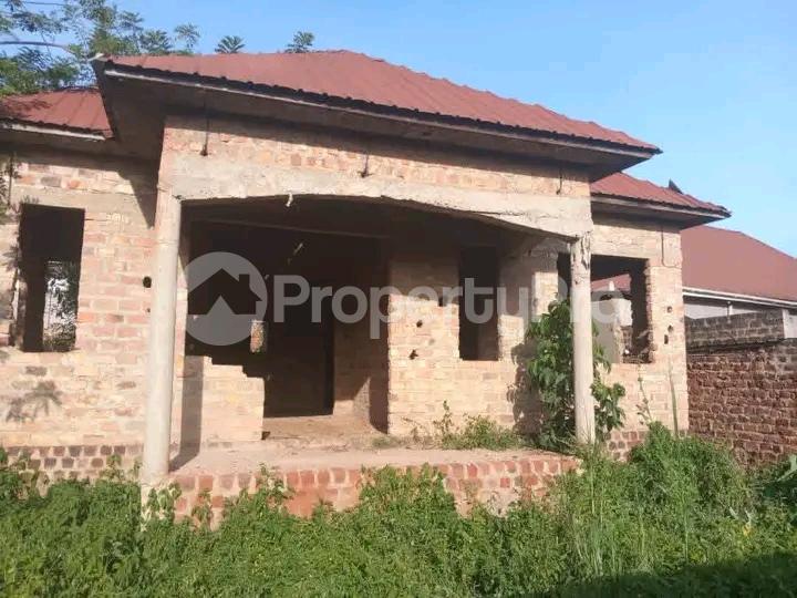 3 bedroom Bungalow Apartment for sale Namugongo road  Wakiso Central - 0