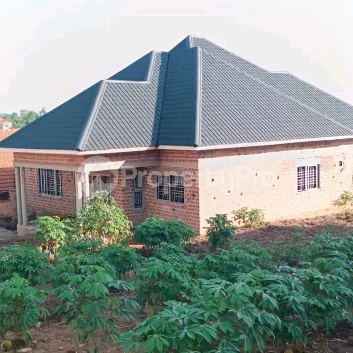 Land for sale Namugongo road  Kampala Central Kampala Central - 1