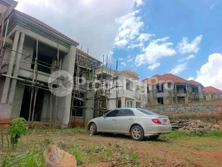 5 bedroom Bungalow Apartment for sale Kira road  Kira Wakiso Central - 6
