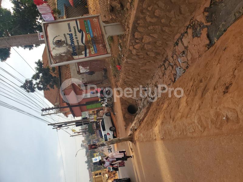 Commercial Property for rent Bukoto kisaasi main road just after qualiworth supermarket  Kisaasi Kampala Central - 4