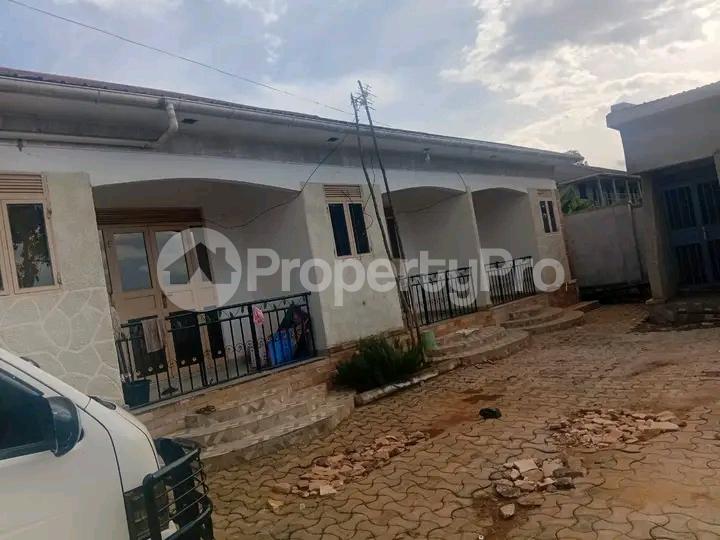 1 bedroom mini flat  Apartment for rent Namugongo road  Kampala Central Kampala Central - 8