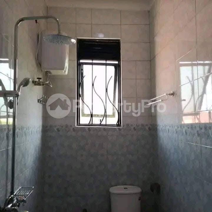 2 bedroom Apartment Block Apartment for rent Namugongo road Wakiso Central - 5