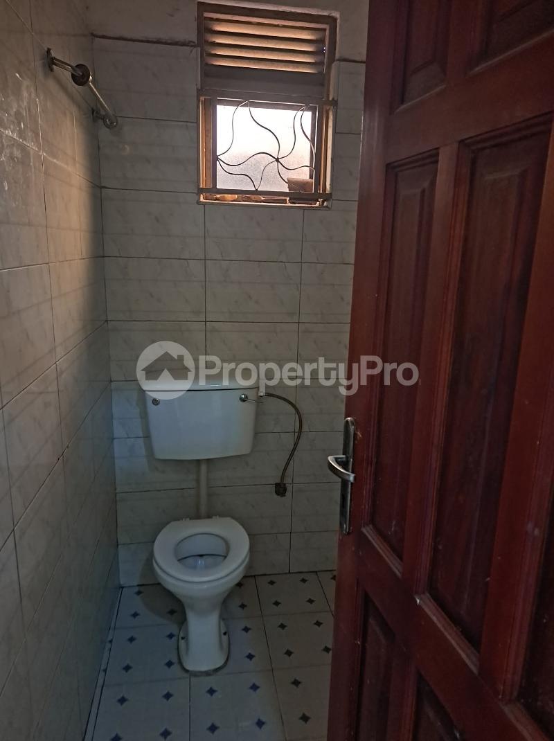 3 bedroom Bungalow Apartment for rent Sonde road  Wakiso Central - 4