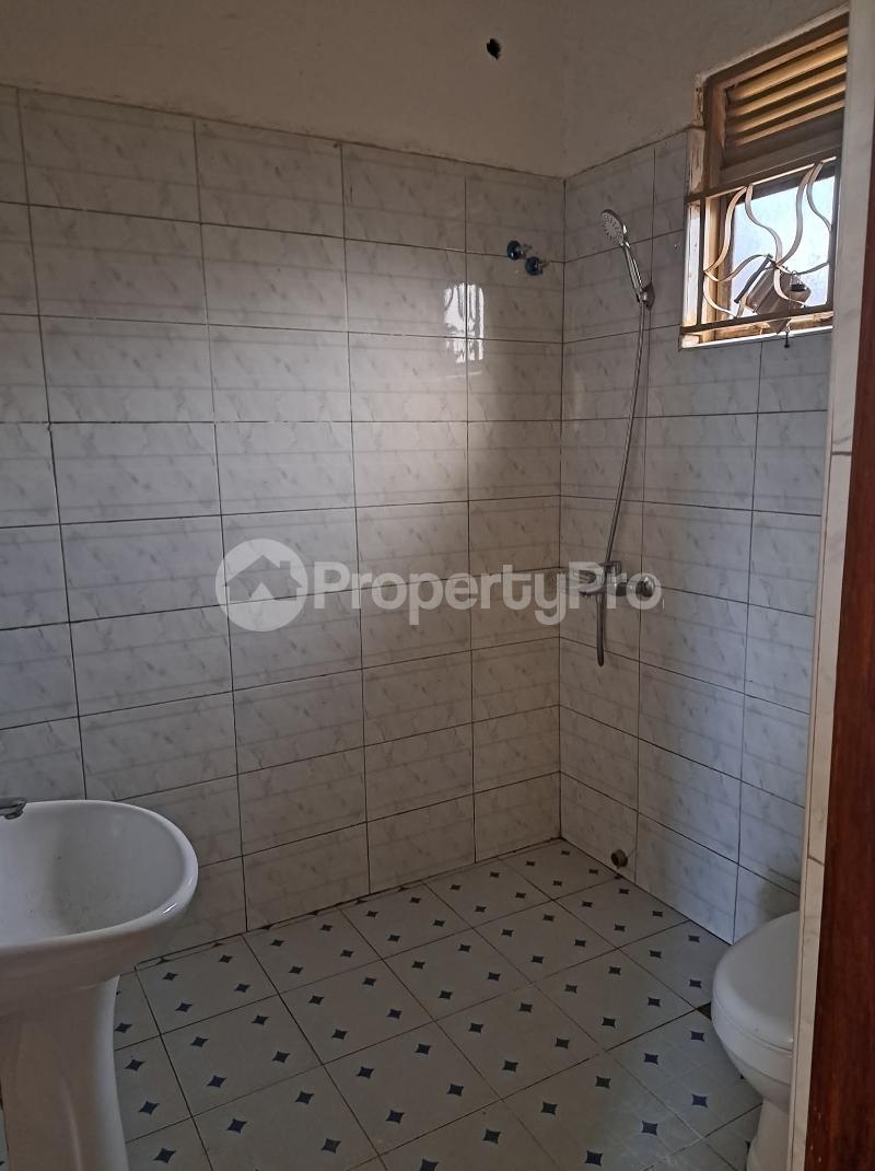 3 bedroom Bungalow Apartment for rent Sonde road  Wakiso Central - 7