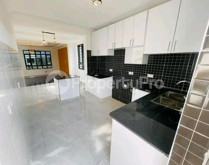 2 bedroom Townhouses Houses for rent Golden Gate South B Nairobi (PID 8AUSK) PropertyPro