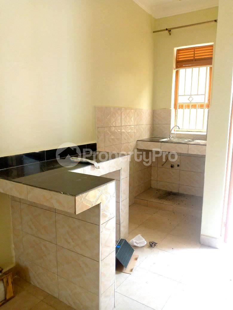 1 bedroom mini flat  Bungalow Apartment for rent gayaza road Gayaza Wakiso Central - 5