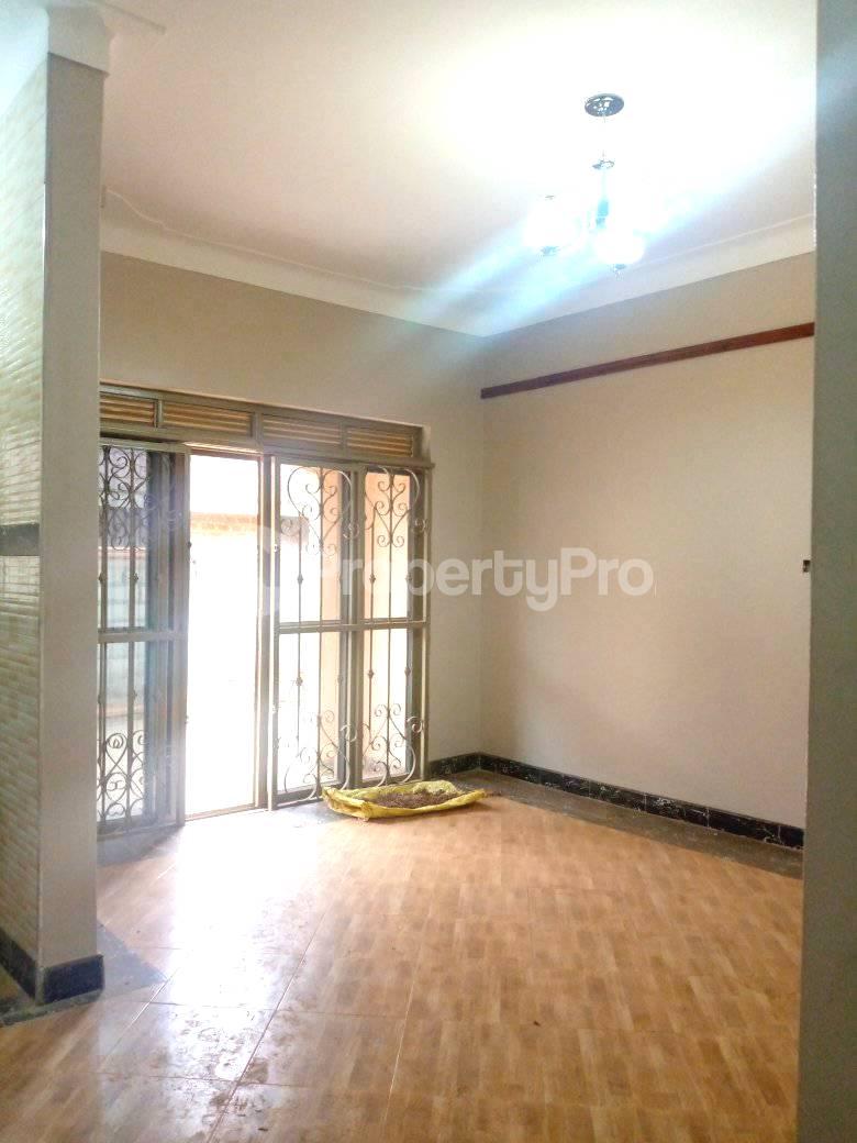 1 bedroom mini flat  Bungalow Apartment for rent gayaza road Wakiso Central - 2
