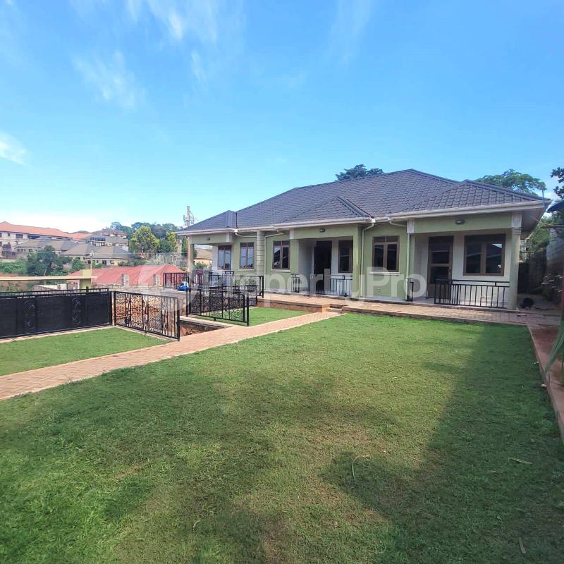 1 bedroom mini flat  Bungalow Apartment for rent kyanja road Kampala Central - 5