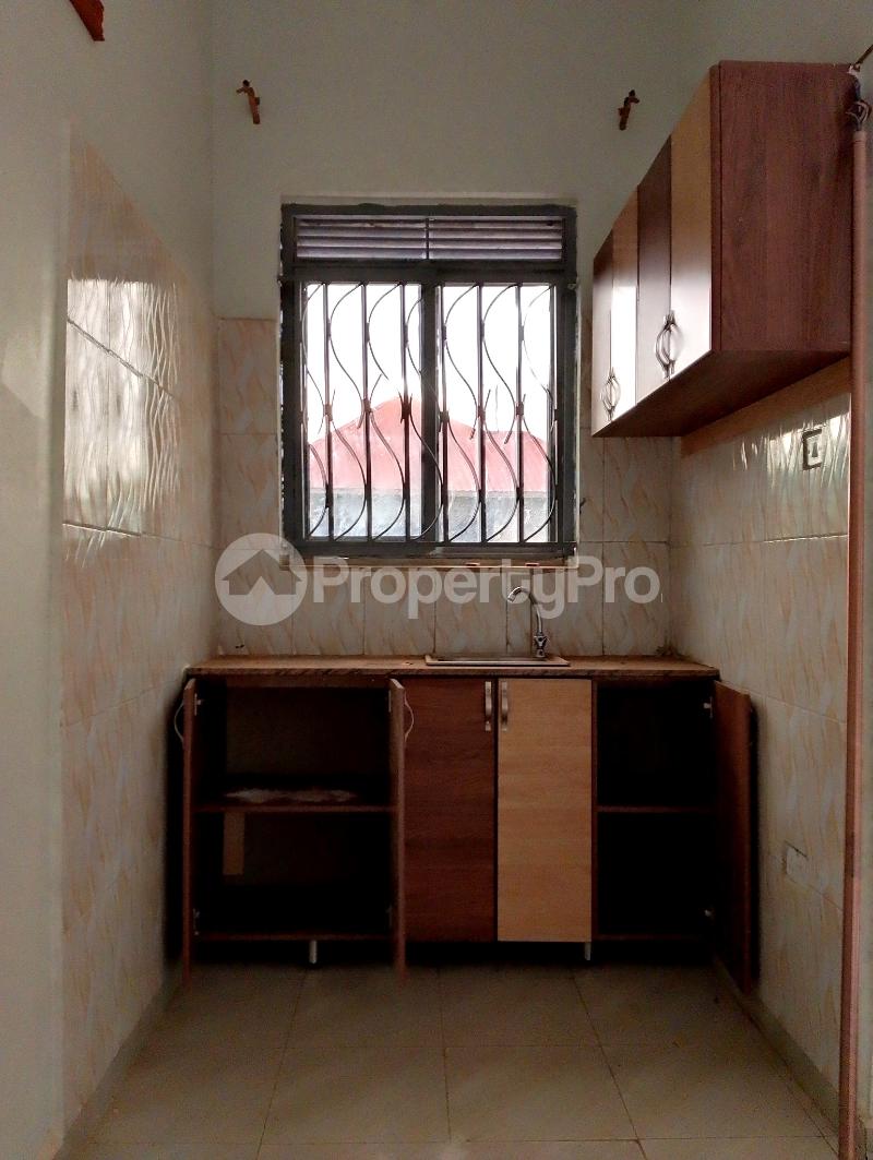 1 bedroom mini flat  Bungalow Apartment for rent namugongo road Wakiso Central - 3