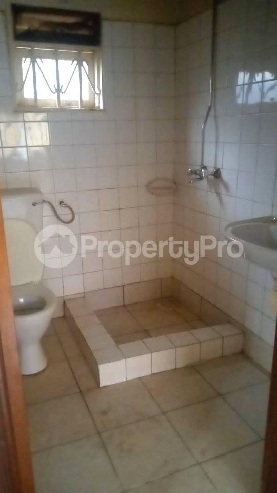 2 bedroom Bungalow Apartment for rent gayaza road Gayaza Wakiso Central - 8