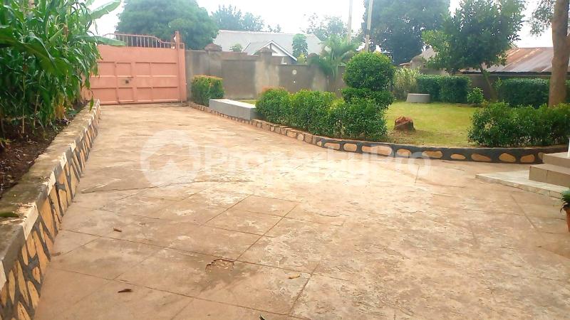 2 bedroom Bungalow Apartment for rent gayaza road Gayaza Wakiso Central - 6