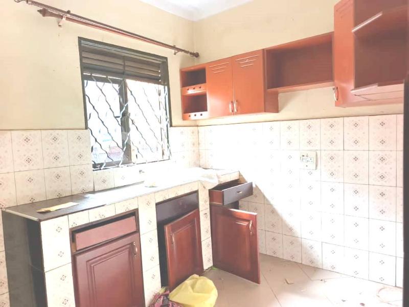 2 bedroom Bungalow Apartment for rent kira road Kira Wakiso Central - 0