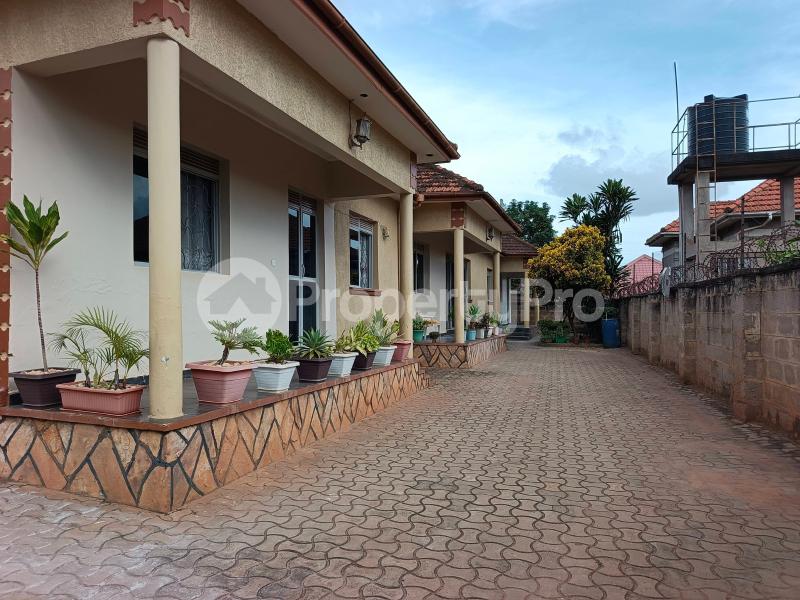 2 bedroom Bungalow Apartment for rent Naalya road Kampala Central - 5