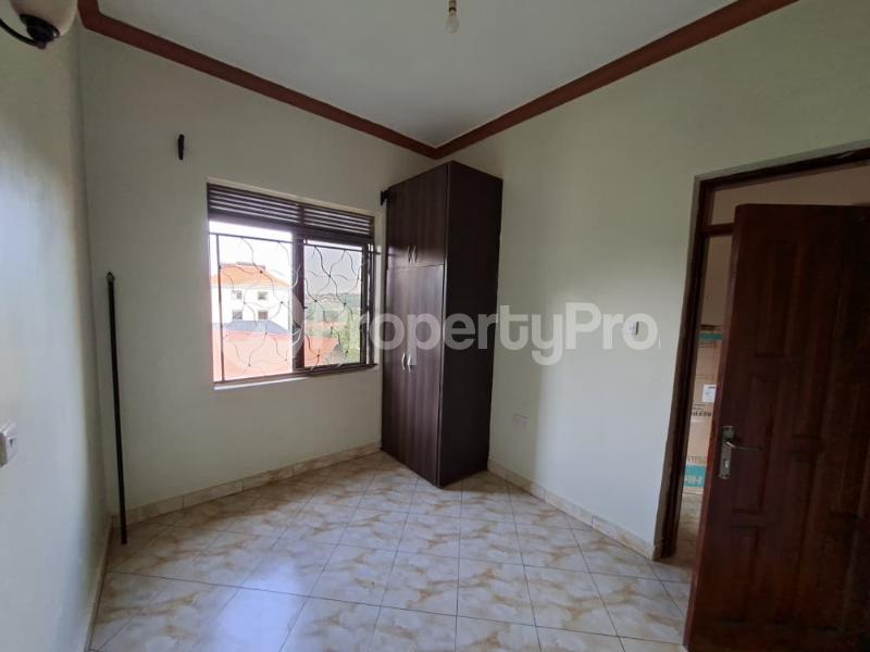 2 bedroom Apartment Block Apartment for rent buwaate road Kampala Central - 4