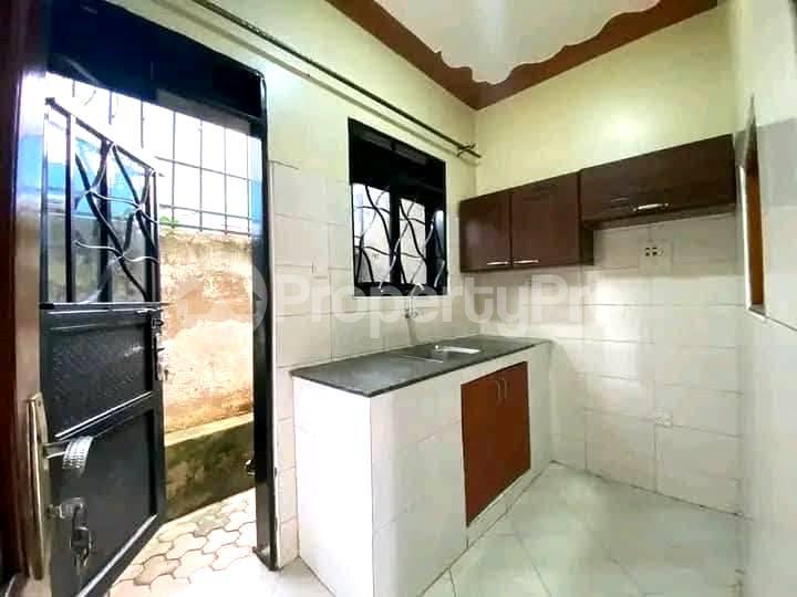 2 bedroom Bungalow Apartment for rent kira road Kira Wakiso Central - 2