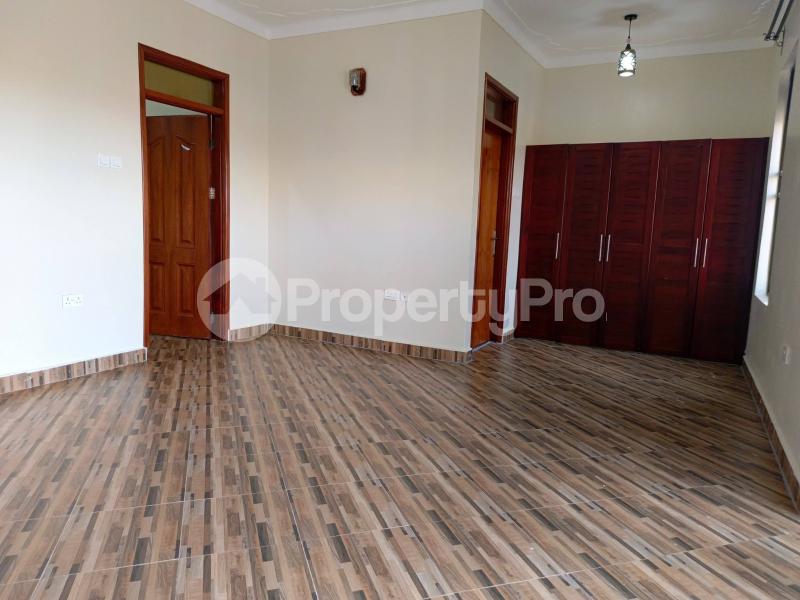 2 bedroom Apartment Block Apartment for rent namugongo road Wakiso Central - 12