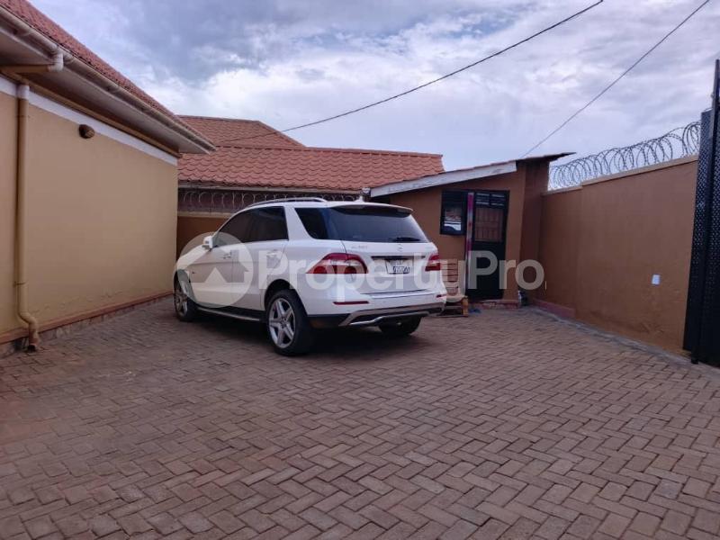 2 bedroom Bungalow Apartment for rent kyaliwajjala road  Kampala Central Kampala Central - 2