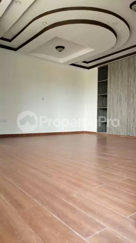 3 bedroom Flat&Apartment for sale Parklands Nairobi