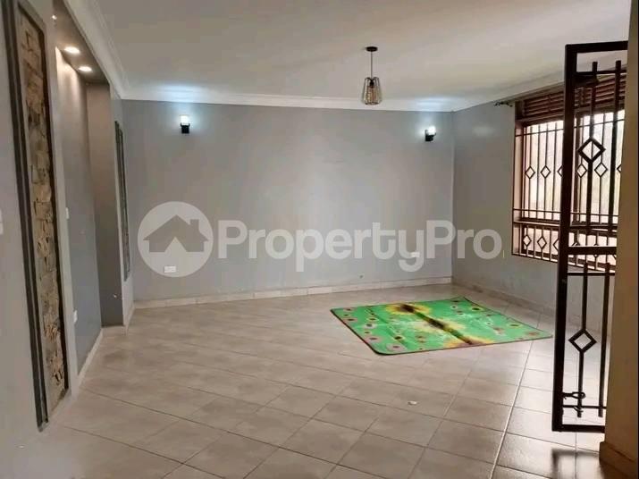 3 bedroom Apartment Block Apartment for rent kira road Kira Wakiso Central - 0
