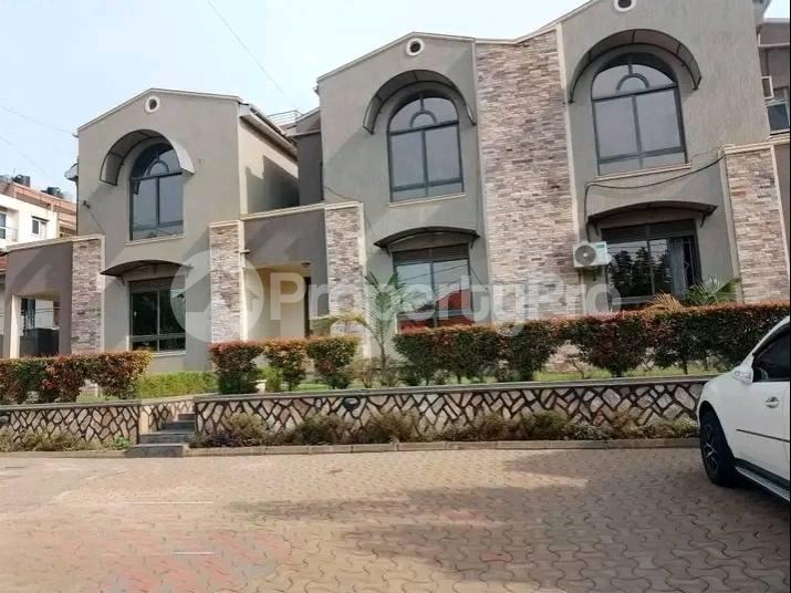 3 bedroom Apartment Block Apartment for rent kira road Kira Wakiso Central - 4