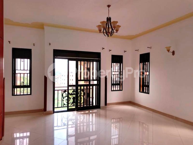 3 bedroom Apartment Block Apartment for rent kiwaatule road Kampala Central - 13