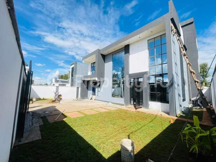 4 bedroom Townhouse for sale Kimbo  Kamakis Ruiru