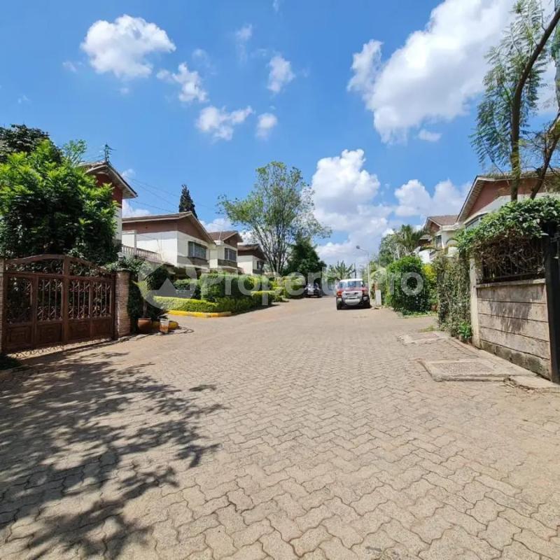 4 bedroom Townhouse for rent Brookside Westlands Nairobi - 17
