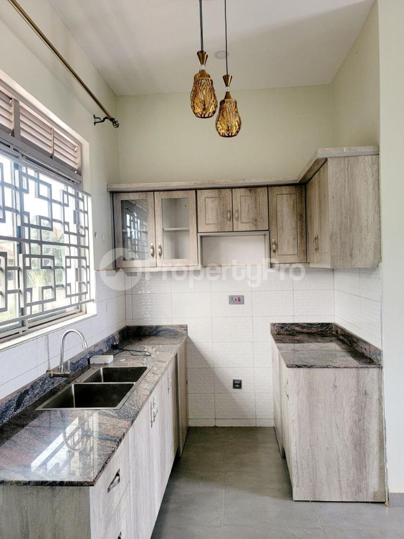 1 bedroom mini flat  Apartment for rent Kulambiro  Kisaasi Kampala Central - 4