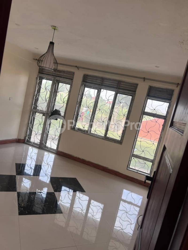 1 bedroom mini flat  Apartment Block Apartment for rent Nsasa Kira Wakiso Central - 4