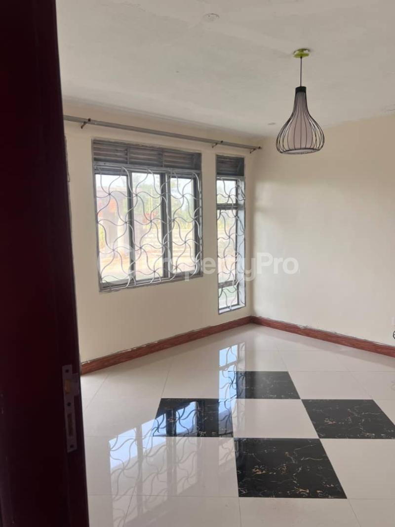 1 bedroom mini flat  Apartment Block Apartment for rent Nsasa Kira Wakiso Central - 3