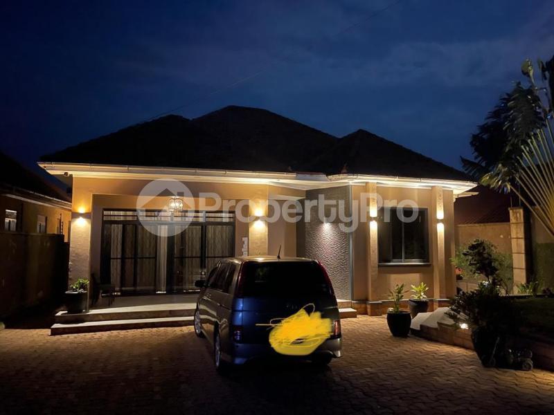 4 bedroom Apartment for sale Kyaliwajjala Kira Wakiso Central - 1