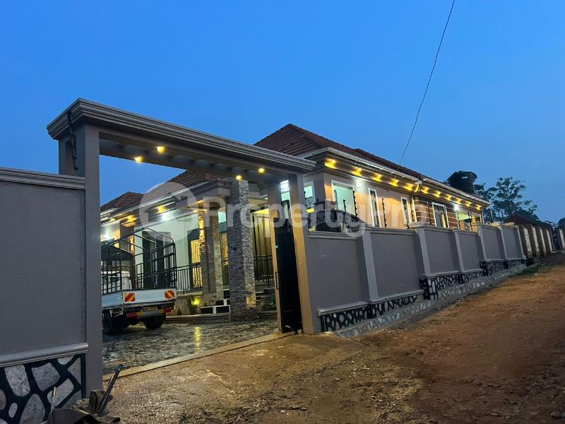 4 bedroom Villa for sale Kira nakwero  Kira Wakiso Central - 5
