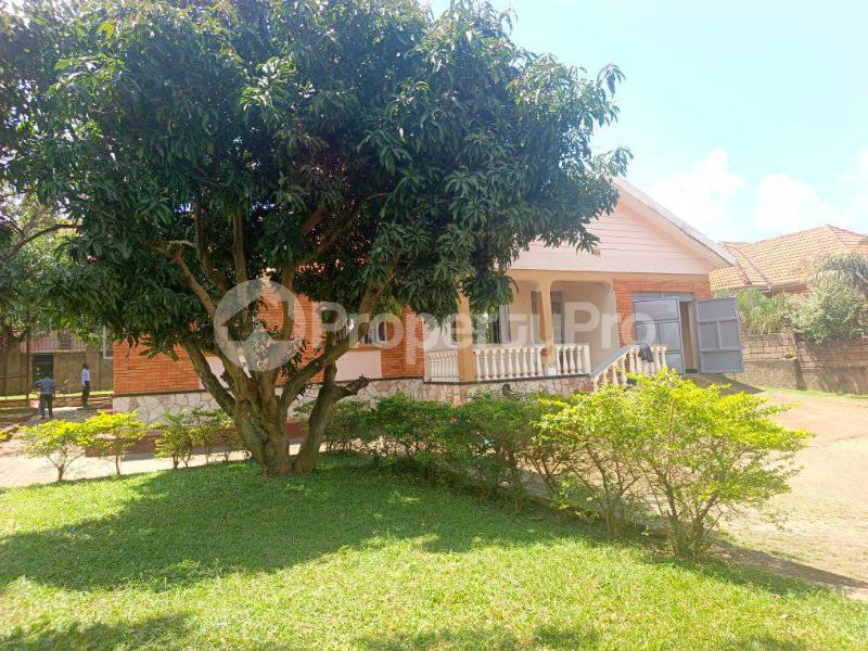 2 bedroom Apartment Block Apartment for rent kiwatule road Kampala Central - 1