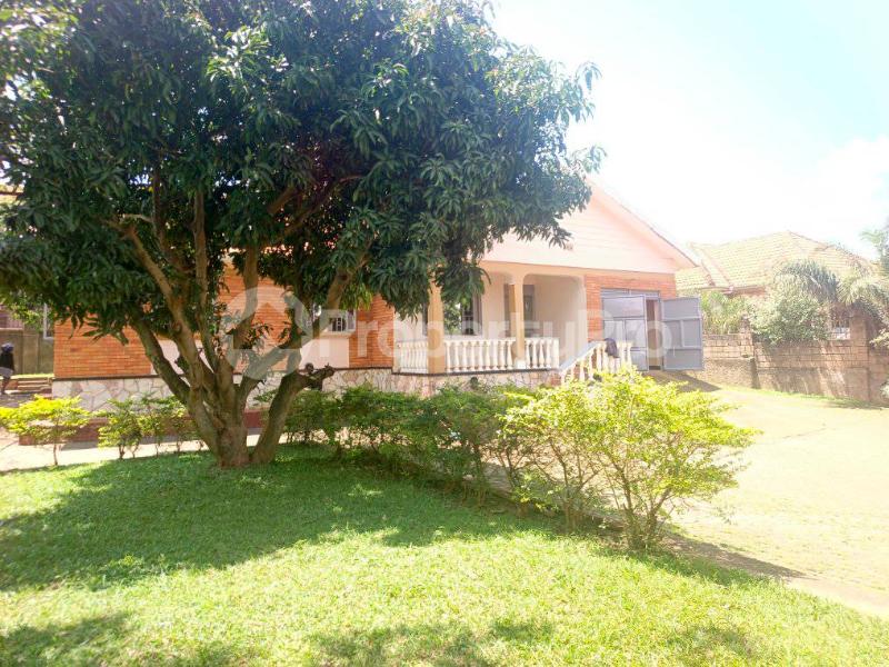 2 bedroom Apartment Block Apartment for rent kiwatule road Kampala Central - 6