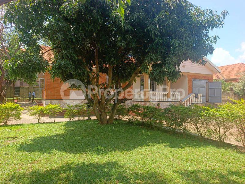 2 bedroom Apartment Block Apartment for rent kiwatule road Kampala Central - 3