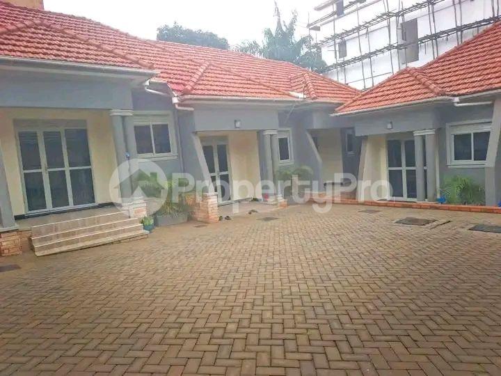 1 bedroom mini flat  Apartment Block Apartment for rent kyanja Kampala Central - 3