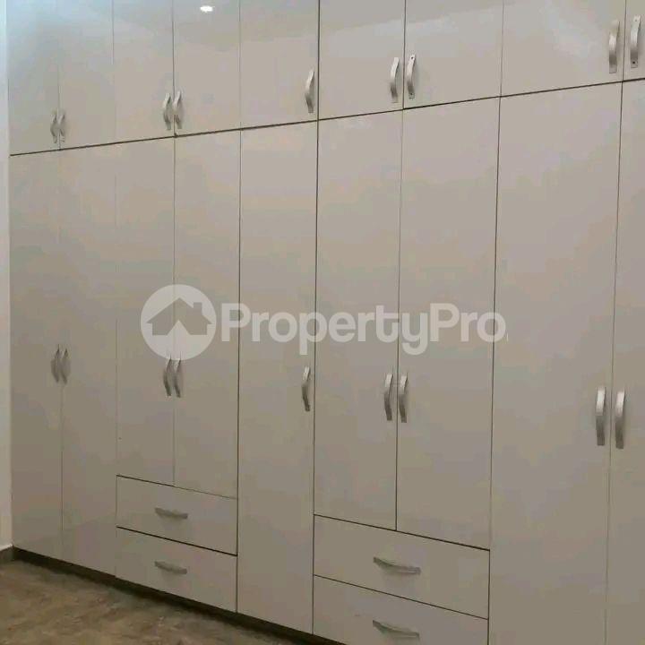 6 bedroom Villa for rent najjera kira road Nabweru Wakiso Central - 0