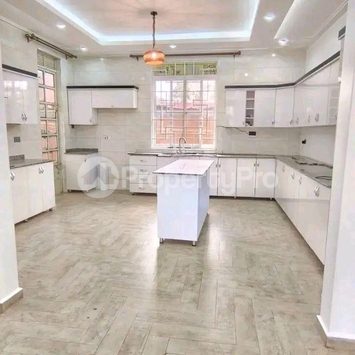 6 bedroom Villa for rent najjera kira road Nabweru Wakiso Central - 2