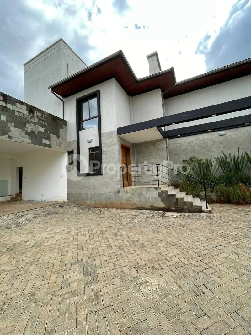 5 bedroom Townhouse for sale Karen Nairobi