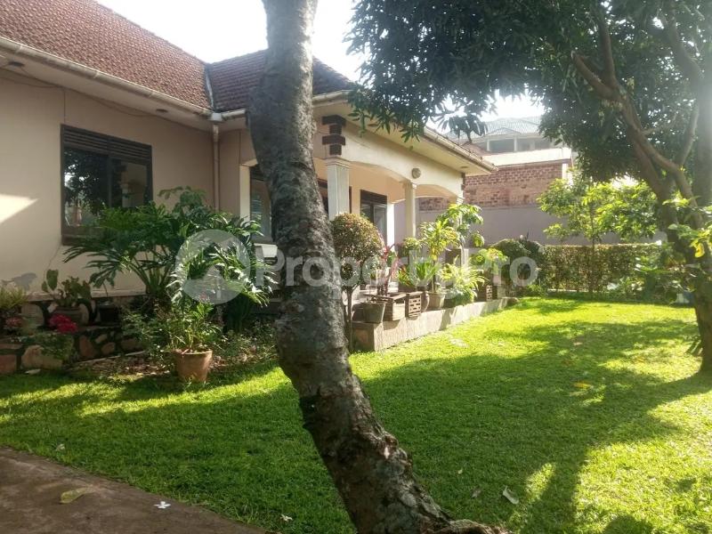 4 bedroom Bungalow Apartment for rent Kisasi kulabilo road  Kisaasi Kampala Central - 1