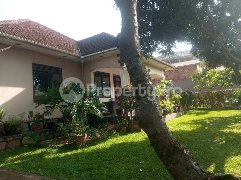 4 bedroom Bungalow Apartment for rent Kisasi kulabilo road  Kisaasi Kampala Central - 0