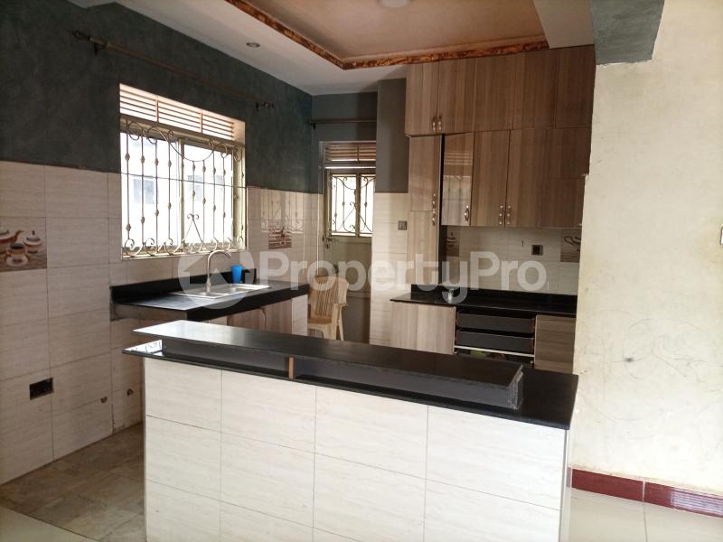 3 bedroom Apartment Block Apartment for rent Kira road Kira Wakiso Central - 3