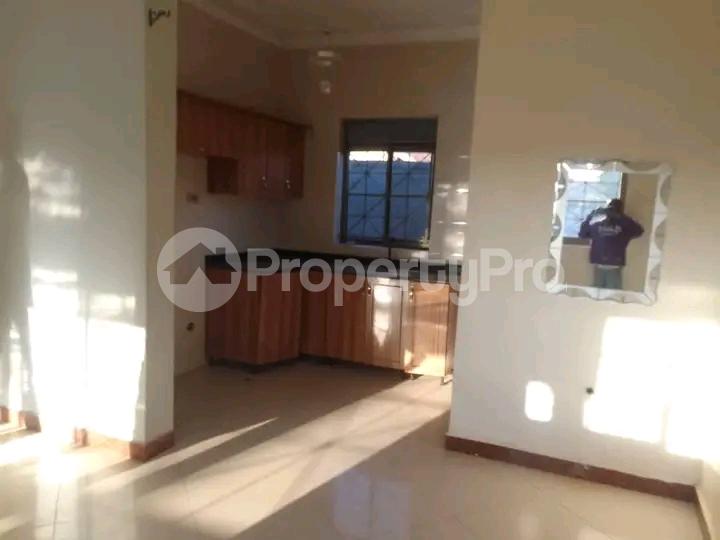 4 bedroom Bungalow Apartment for rent Naalya  Kampala Central - 3