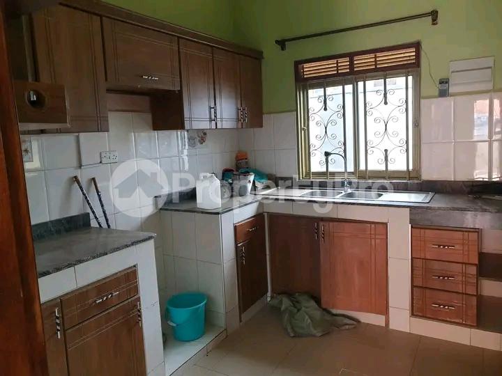 3 bedroom Bungalow Apartment for rent Kira road  Kampala Central Kampala Central - 13