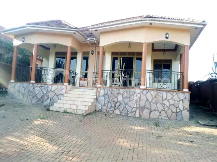 4 bedroom Bungalow Apartment for rent Namugongo  Kampala Central - 9